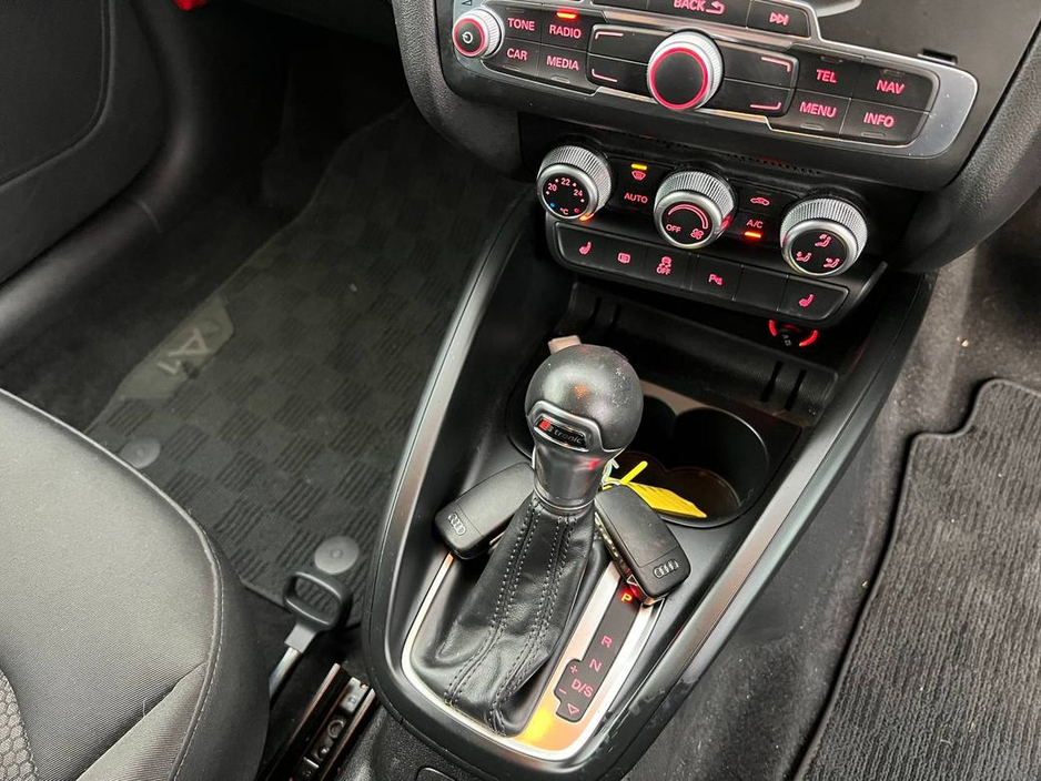 2017 Audi A1 S-LINE PACK 1.0 TFSI // FULL SERVICE HISTORY // NEW 17" ALLOYS // PARKING SENSORS €15,450