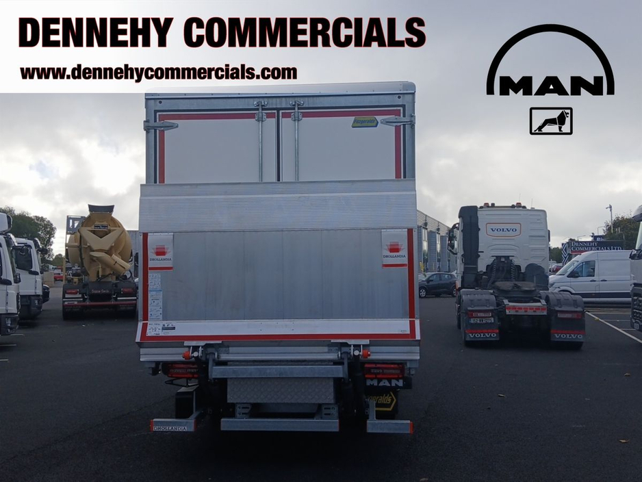 2025 MAN TGL MAN TGL 8.190 Curtain Body