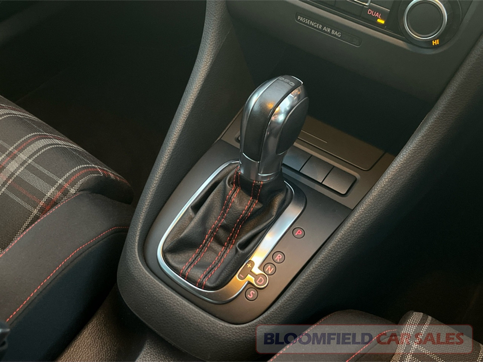 2012 Volkswagen Golf 2.0 GTI , DSG // LOW MILEAGE €13,950