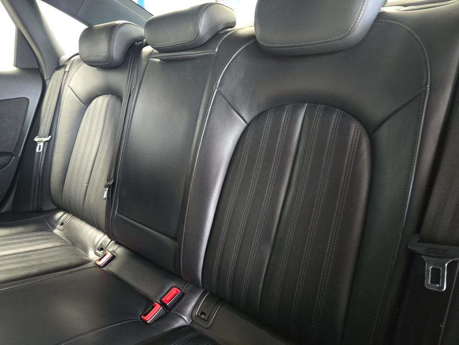 2017 Audi A6 2.0 TDI ULTRA S TRONIC S LINE 4DR Automatic Saloon * BEST SPEC * €18,950