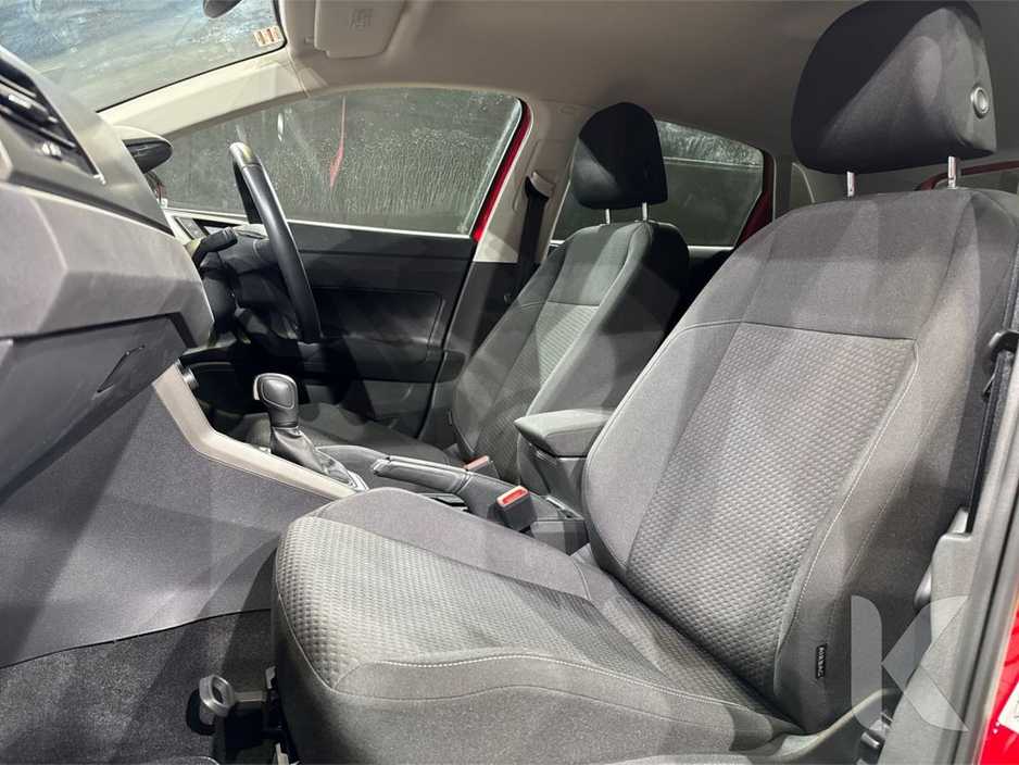 2022 Volkswagen Polo COMFORT LINE - 1.0L TSI AUTOMATIC - REVERSE CAMERA - CRUISE CONTROL €21,950