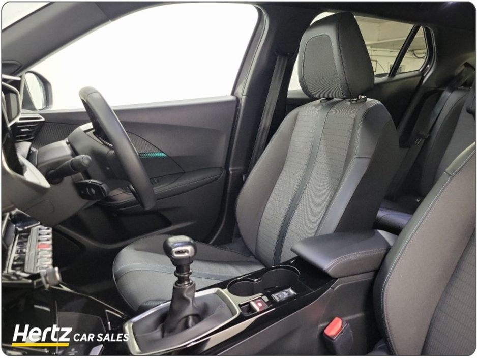 2023 Peugeot 2008 Allure 1.2 Petrol Manual €23,245