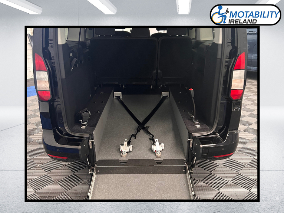 2026 Volkswagen Caddy Maxi 1.5 PHEV Hybrid Wheelchair Accessible  Taxi €66,995