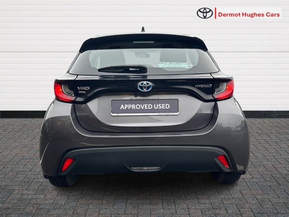 2023 Toyota Yaris 1.5 HYBRID LUNA 4DR AUTO €22,950