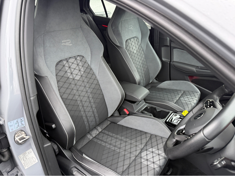 2022 Volkswagen Golf R-LINE 2.0TDI 150BHP AUTOMATIC €33,950