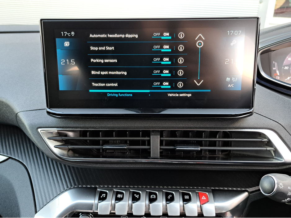 2022 Peugeot 3008 ALLURE 1.5TD 130BHP **8 SPEED AUTOMATIC** €31,500