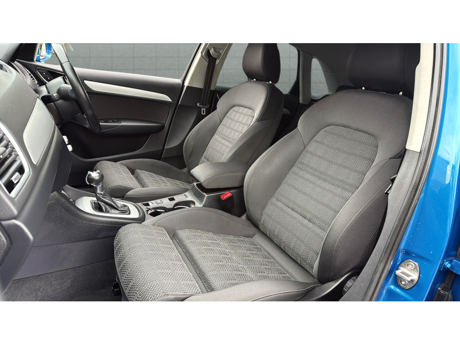 2017 Audi Q3 *S-LINE SPEC* AUTO / 76,000KM / AUTO / ELECTRIC BLUE COLOUR / 12MONTH WARRANTY €21,900