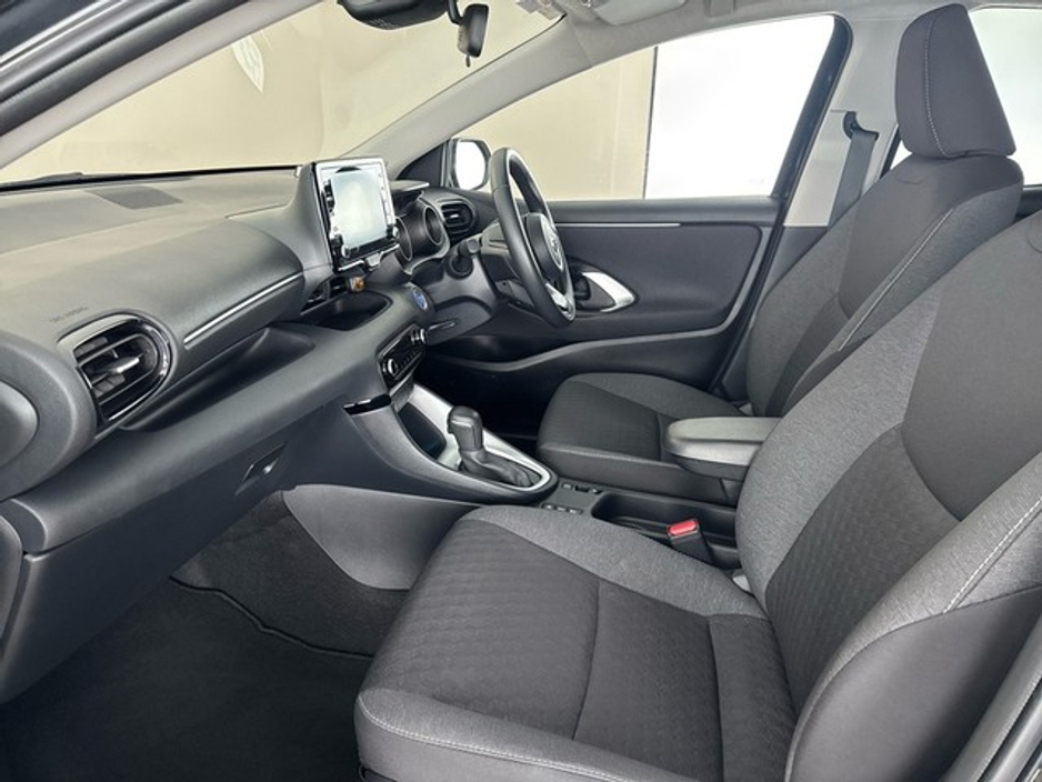 2023 Toyota Yaris Hybrid LunaSport €24,950