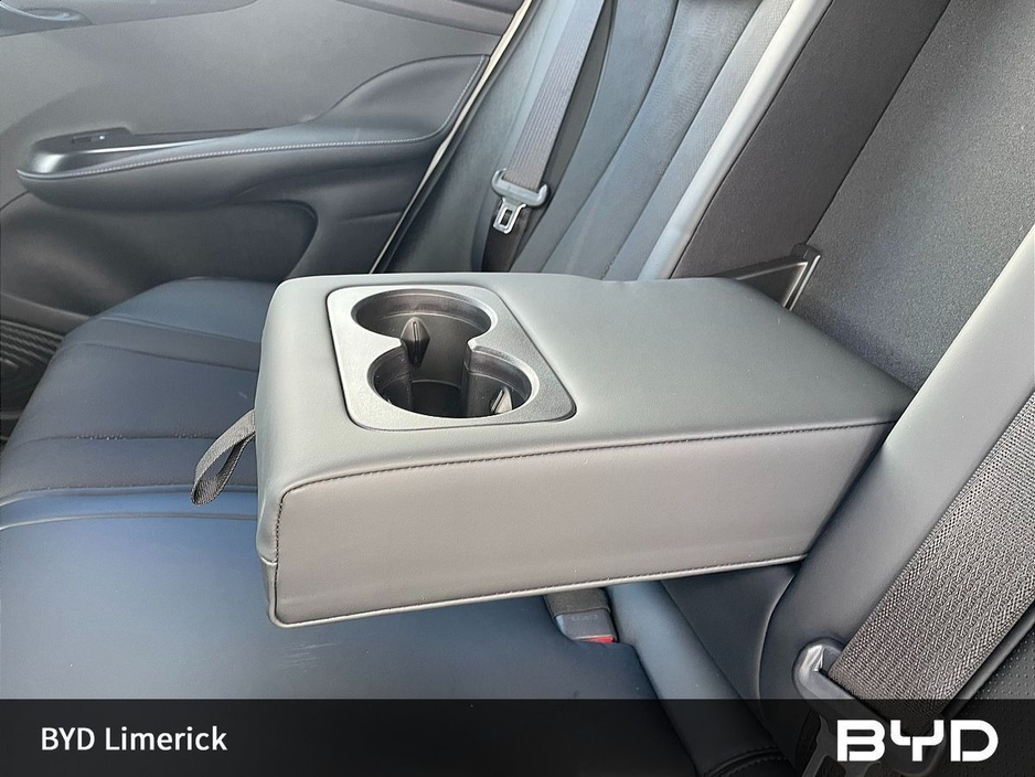 2026 BYD Dolphin "261 Delivery" BYD Dolphin, Comfort (60kWh, 204PS) Adaptive & Intelligent Cruise Control 12.8 Electric Rotary Touchscreen - Bluetooth & USB Heated Front Seats 17 Bi-Colour Alloy Wheels €33,460