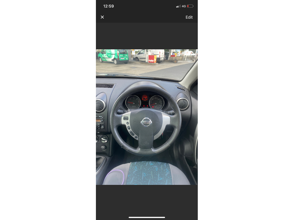 2009 Nissan Qashqai +2 1.5 DSL + 2 D €3,500