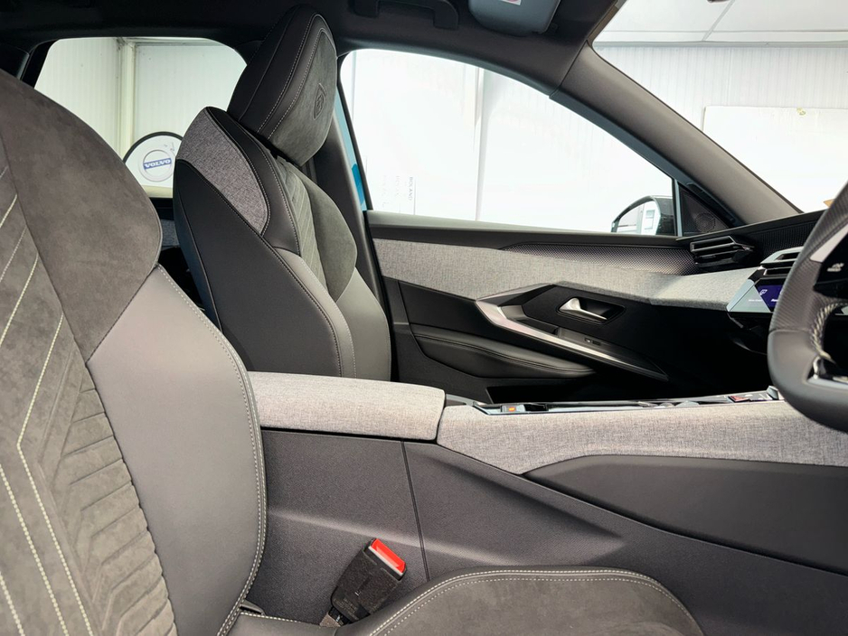 2026 Peugeot 3008 E GT *FREE CHARGER* €105 P/W ON PCP €51,470