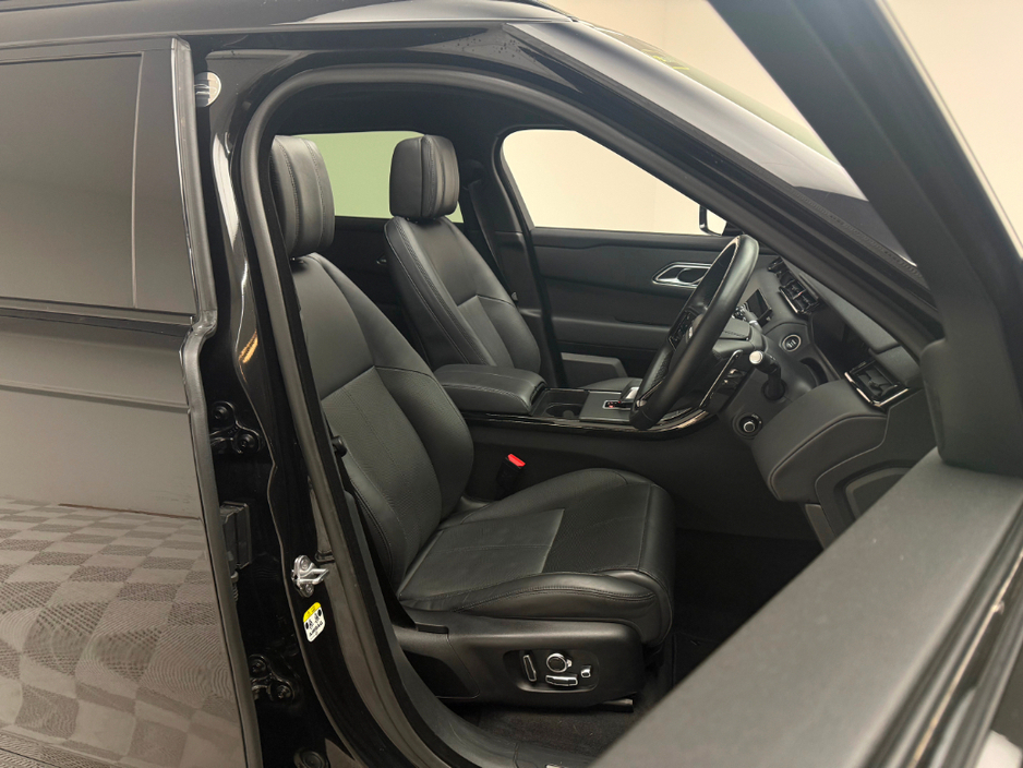 2024 Land Rover Range Rover Velar HSE P400E *PAN ROOF* €65,990