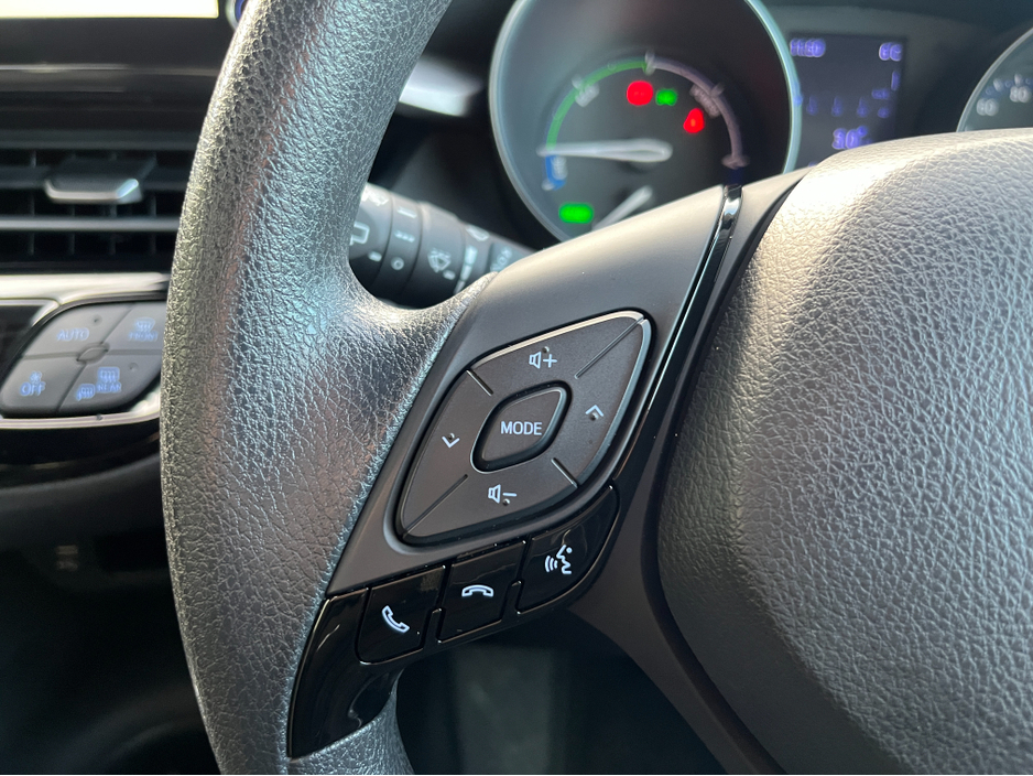 2020 Toyota C-HR S HYBRID AUTOMATIC 1.8 PETROL //ADAPTIVE CRUISE CONTROL//KEYLESS ENTRY//REVERSE CAMERA// €21,950