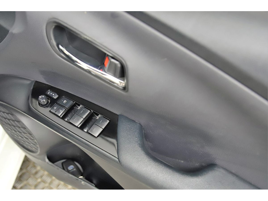 2020 Toyota Prius 1.8 HYBRID *ANDROID CAR PLAYER*REVERSE CAM*PARK SENSORS* €20,490