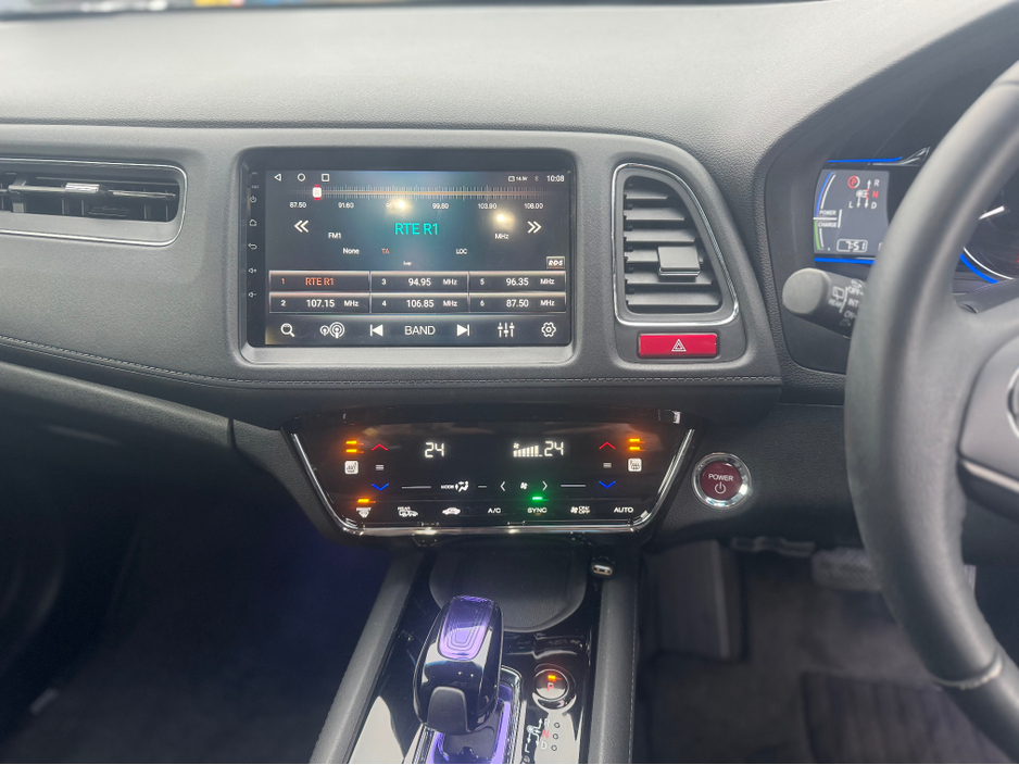 2015 Honda Vezel Hybrid | Heated Seats | Camera | High Spec €13,750