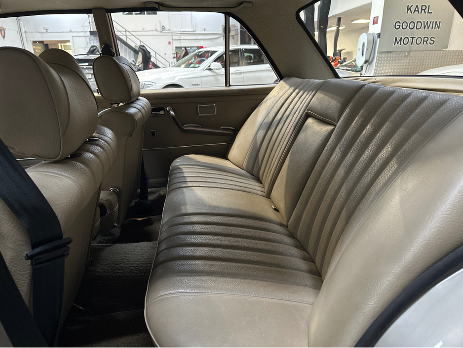 1970 Mercedes-Benz 280 280 SE AUTO VINTAGE €24,950