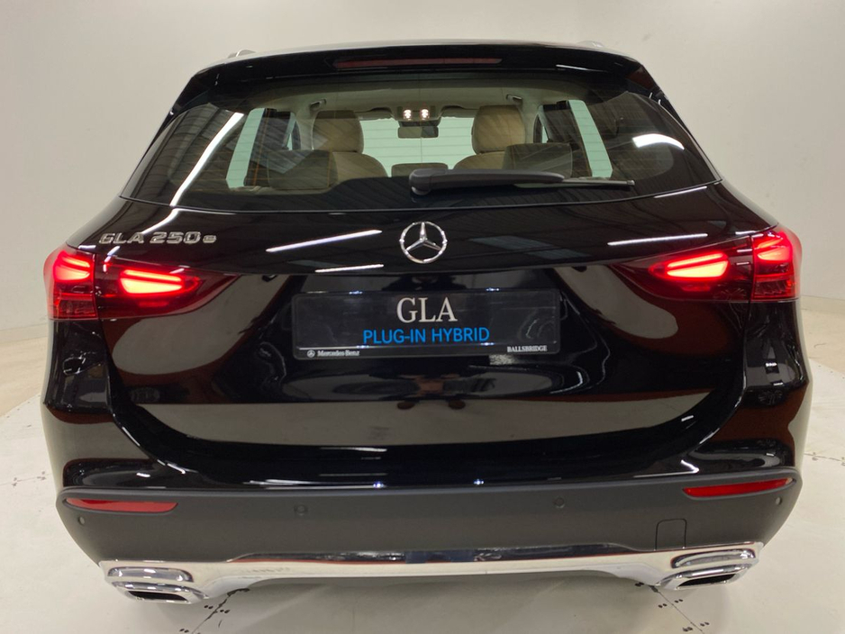 2026 Mercedes-Benz GLA Class GLA 250 E PROGRESSIVE LINE + | Heated Seats, Reversing Camera, Mirror Package €64,908