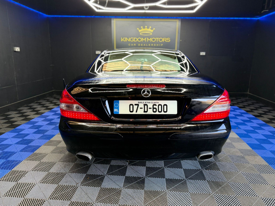 2007 Mercedes-Benz SL Class SL 350 €21,700