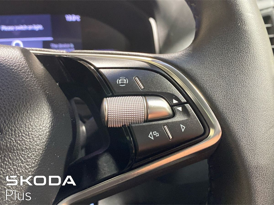 2025 Skoda Karoq Selection 2.0TDI 115bhp €35,950