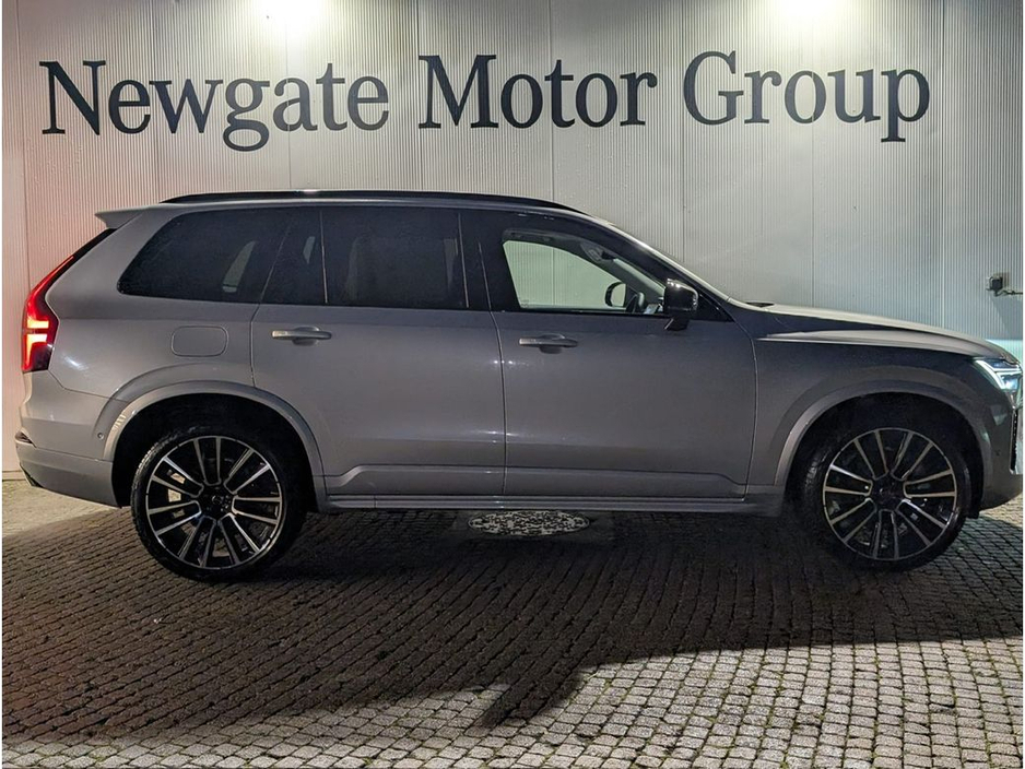 2025 Volvo XC90 T8 ULTRA AWD €86,888