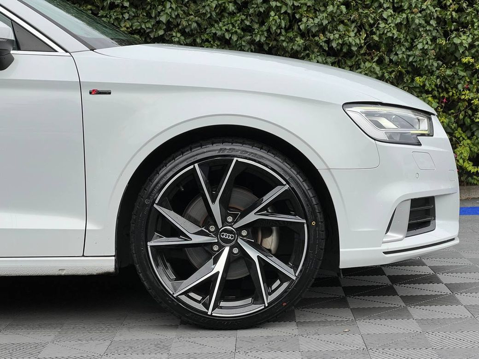2017 Audi A3 SPORT 2.0 TFSI QUATTRO // NEW 19" S-LINE ALLOYS // LEATHER POWERED HEATED SEATS // DIGITAL CLUSTER €19,950
