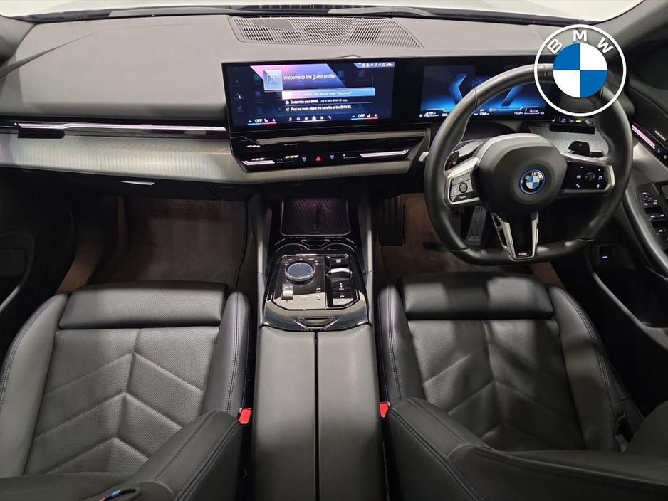 2024 BMW 5 Series 530e M Sport Saloon €62,950