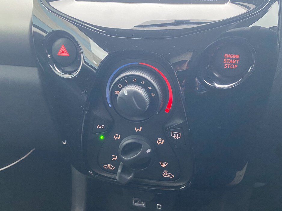 2018 Peugeot 108 1.0 Vti 68bhp Ecomatique Allure €14,999