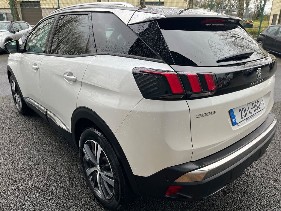 2023 Peugeot 3008 1.5 BlueHDi 130bhp Auto Allure €33,900