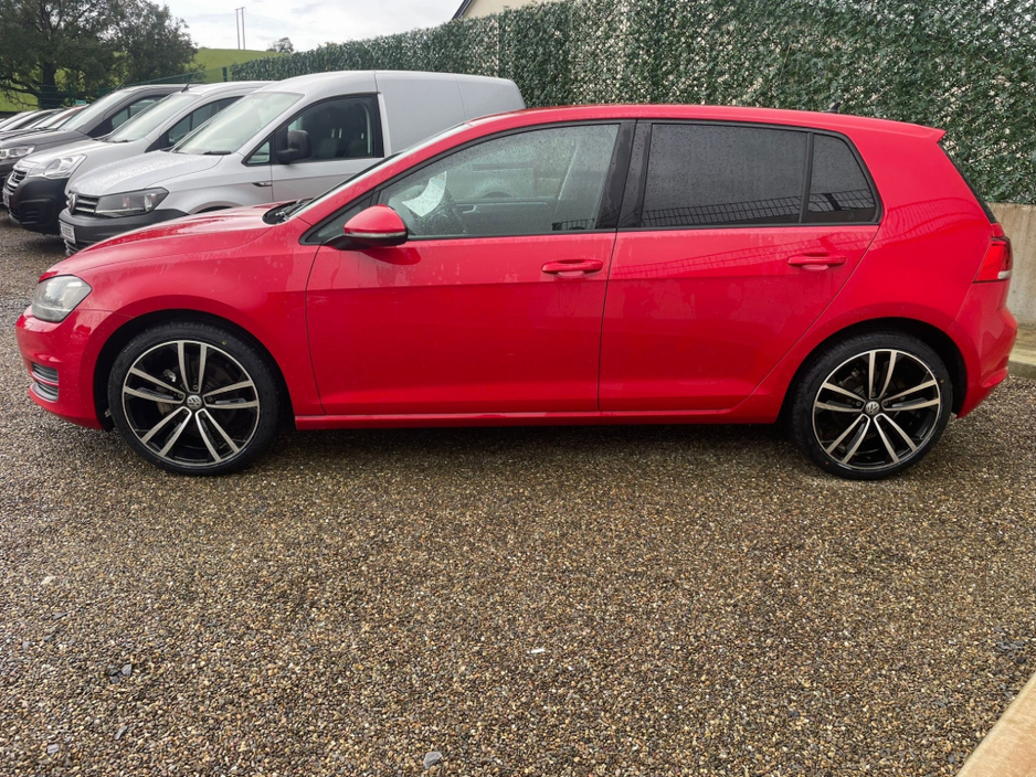 2016 Volkswagen Golf 1.2 TSI Bluemotion €15,500