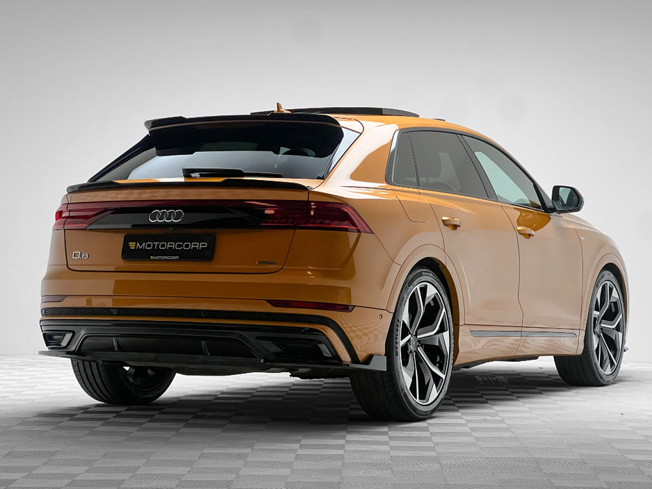 2020 Audi Q8 S LINE 50 TDI 286HP QUATTRO *PAN ROOF* €65,990