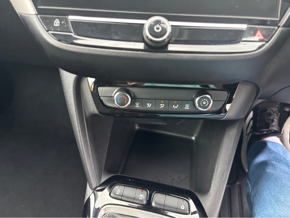 2021 Opel Corsa MY21-S-1.2 75PS-PET-5SP 4DR €12,250