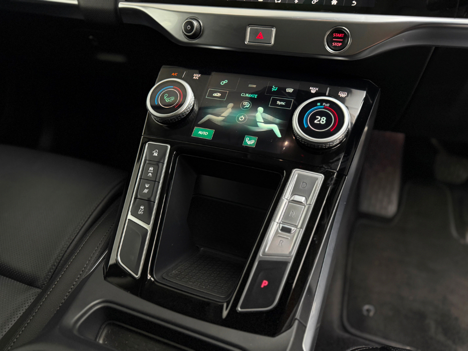 2020 Jaguar I-Pace EV400 S 400HP €24,990