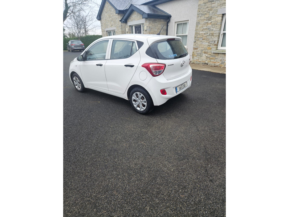 2014 Hyundai i10 10  CLASSIC 5DR - LOW MILEAGE - SERVICE HISTORY - 2 KEYS €5,950