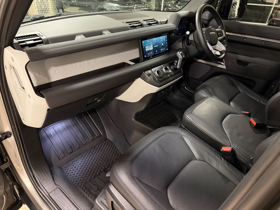 2023 Land Rover Defender 3.0 D300 SE COMMERCIAL 3 SEATER N1=LOW MILES//HUGE SPEC//1 OWNER=FULL LAND ROVER SERVICE HISTORY=TAILORED FINANCE PACKAGES AVAILABLE=TRADE IN'S WELCOM €59,995