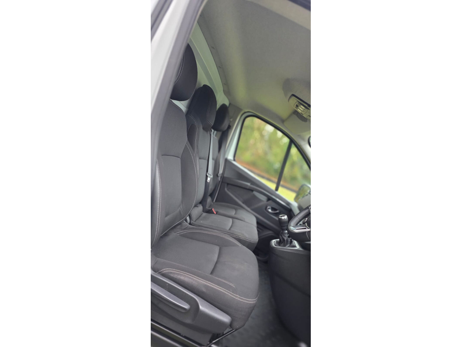 2023 Renault Trafic  €19,995