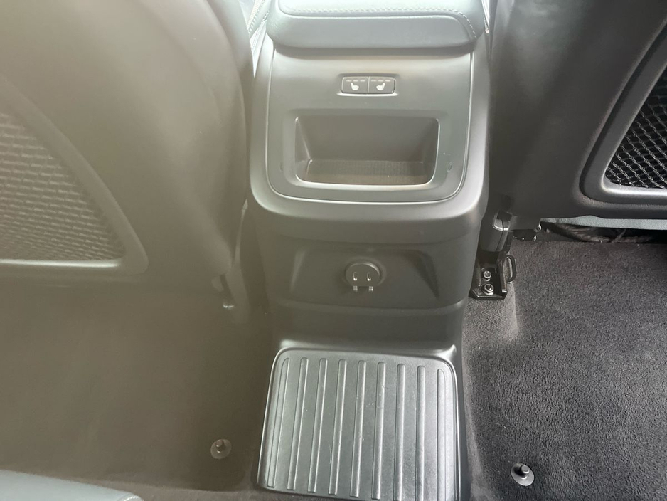 2023 Volvo XC60 T6 Recharge PHEV 350hp AWD AT8 Plus Dark - €44,900