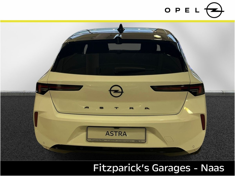 2026 Opel Astra GS 1.2i with 2.9% Finance Available & €1.500 Trade Up Booster €37,600