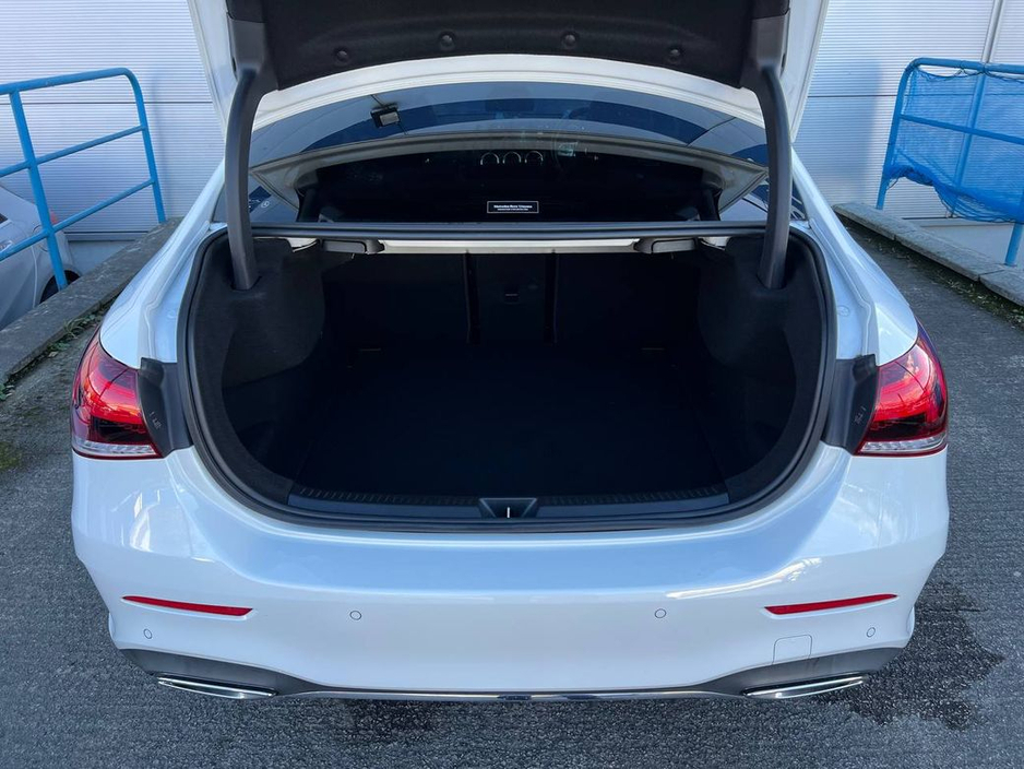 2021 Mercedes-Benz A Class A200d AMG-LINE PREMIUM PLUS // VIRTUAL COCKPIT // LEATHER/ALCANTARA HEATED SEATS // ADAPTIVE CRUISE CONTROL €32,900