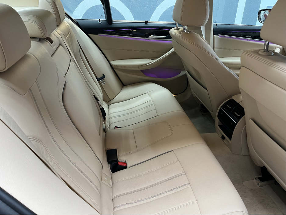 2018 BMW 5 Series €22950! 2018 BMW 530E 2.0 AUTOMATIC / CRUISE CONTROL / 360° CAMERA / ELECTRIC MEMORY & HEATED SEATS €22,950