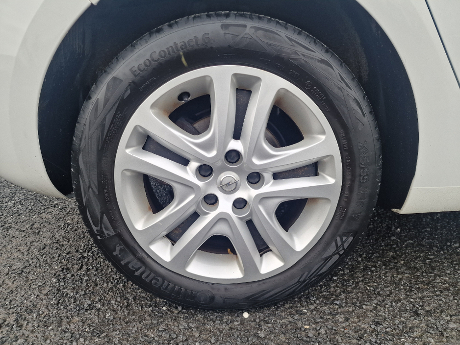 2022 Opel Astra van ED 1.5 122ps 5DR €9,950