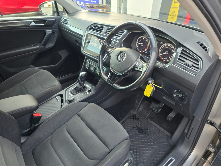 2018 Volkswagen Tiguan HIGH LINE-AUTOMATIC-4 MOTION-LOW MILEGE €23,450