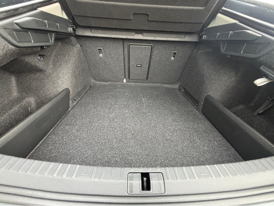 2021 Skoda Octavia AMBITION 1.0 TSI 110HP DSG 5DR €22,950