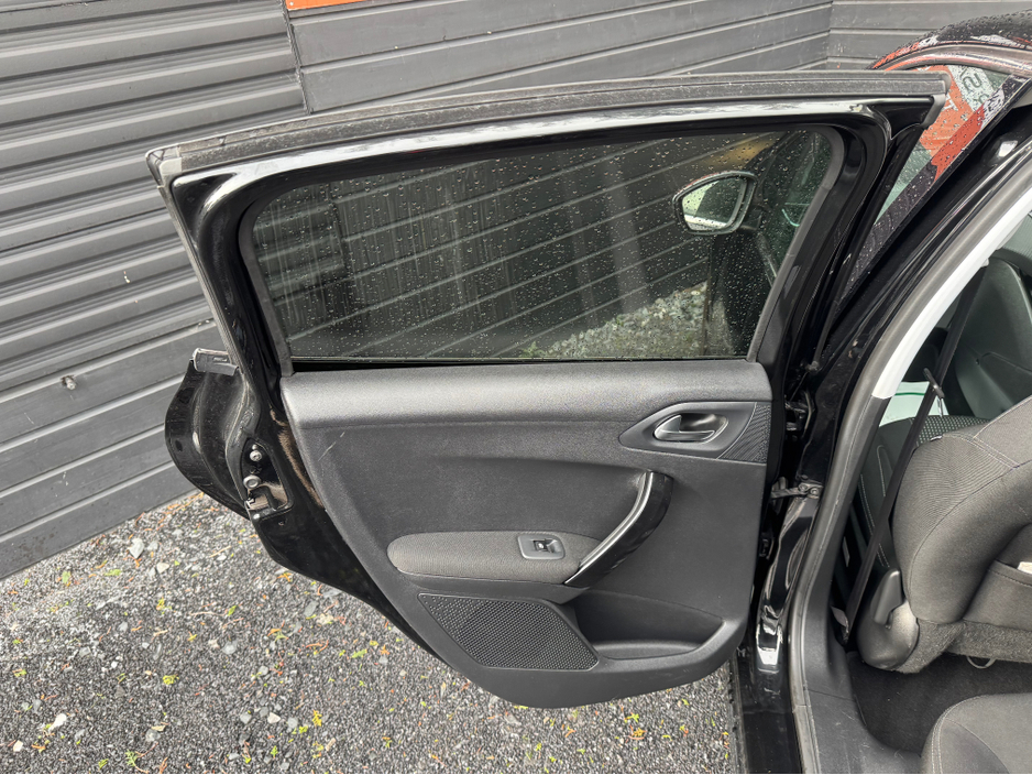 2016 Peugeot 208 1.2 ACTIVE AUTO 5DR €9,995