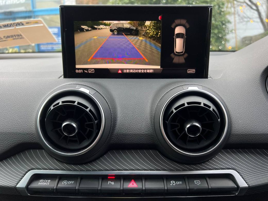 2018 Audi Q2 SPORT 1.0 TFSI AUTO // AMBIENT LIGHTING // APPLE CARPLAY/ANDROID AUTO // HEATED SEATS €20,950