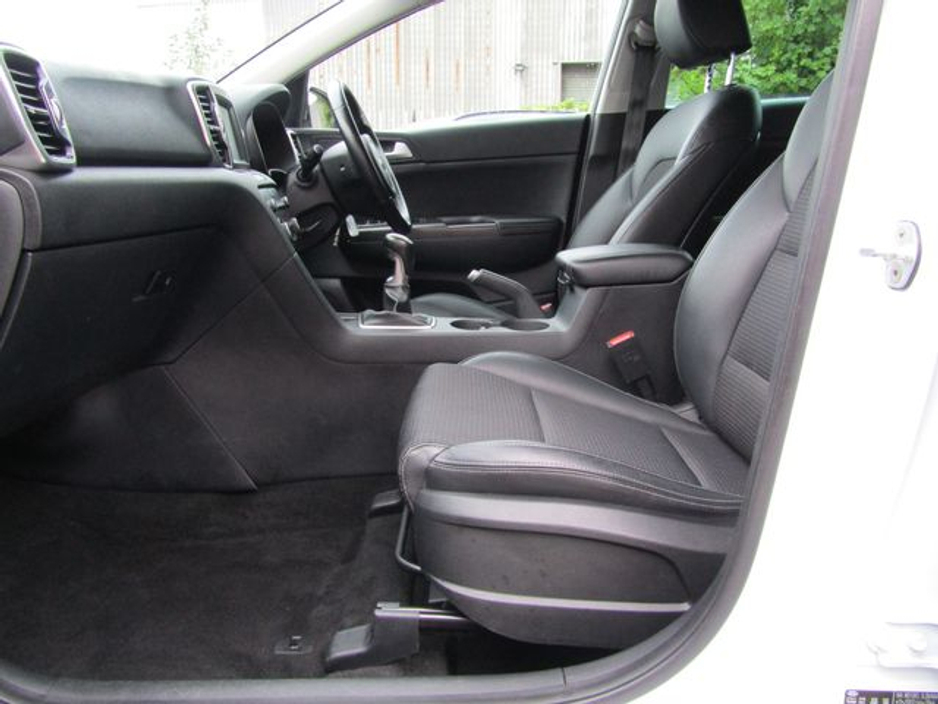 2017 Kia Sportage EX 5DR. LOW KLMS. €15,950