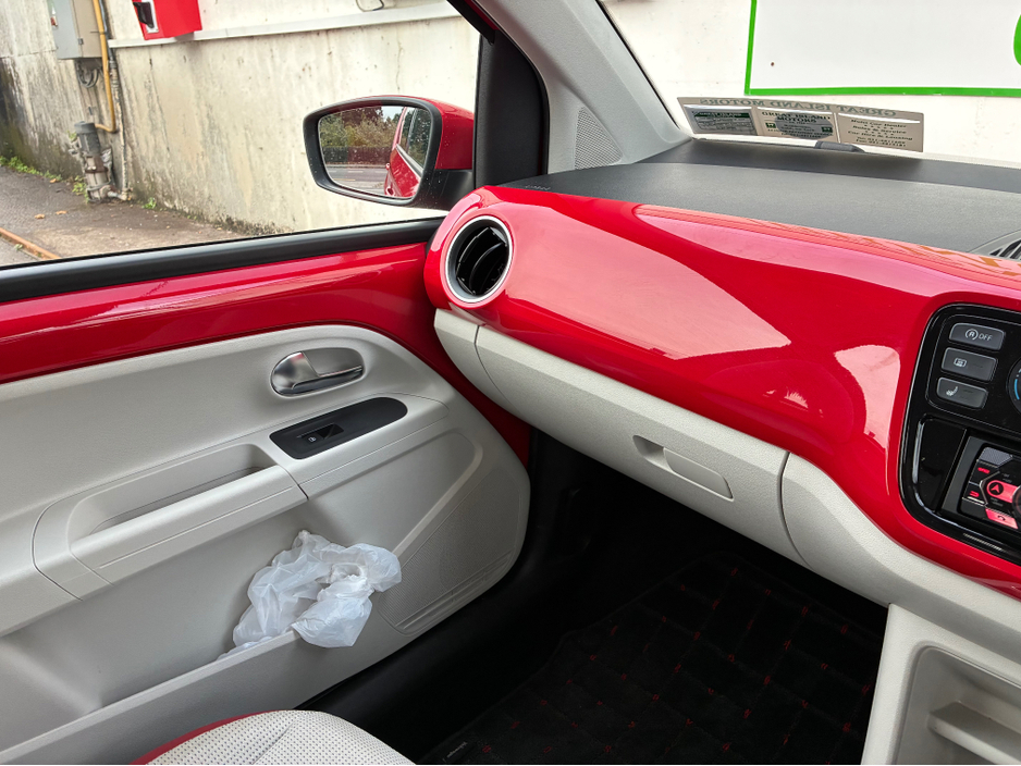 2016 Volkswagen up! DBA-AACHY 5DR €10,750