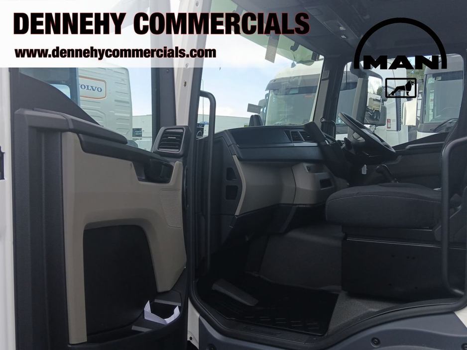 2025 MAN TGL MAN TGL 8.190 Curtain Body