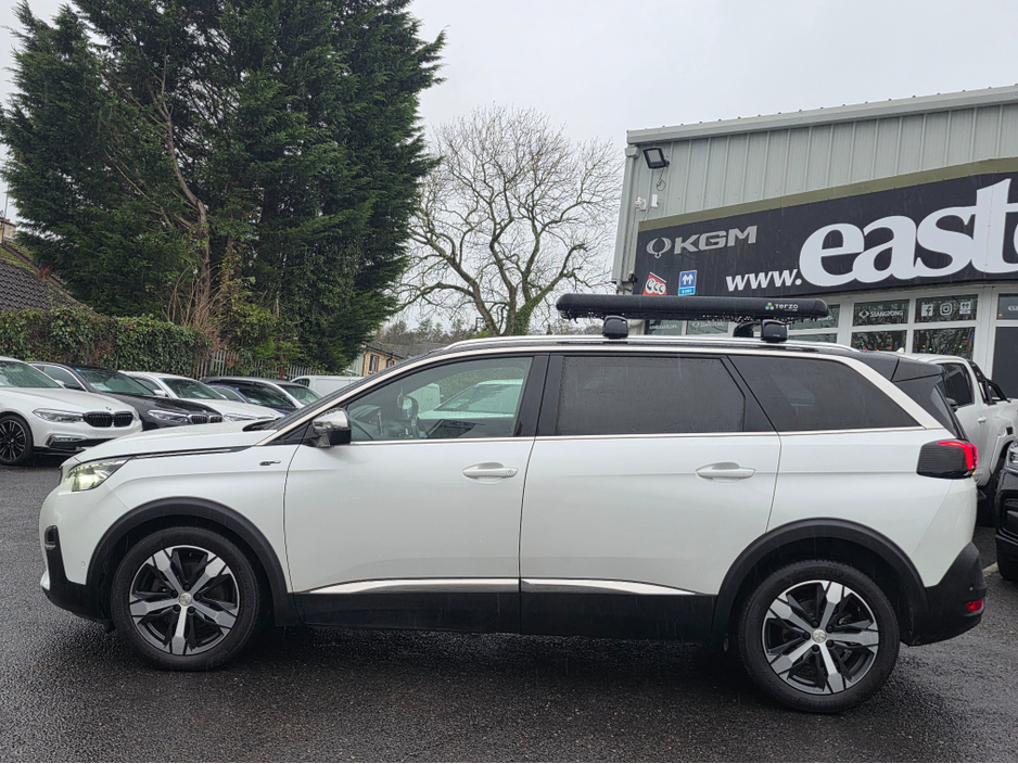 2017 Peugeot 5008 ( 172 REG ) 7 SEATER - DIGITAL DASH - CAMERA - ALLOYS - CARPLAY ANDROID AUTO EU RADIO PEARL WHITE €24,950