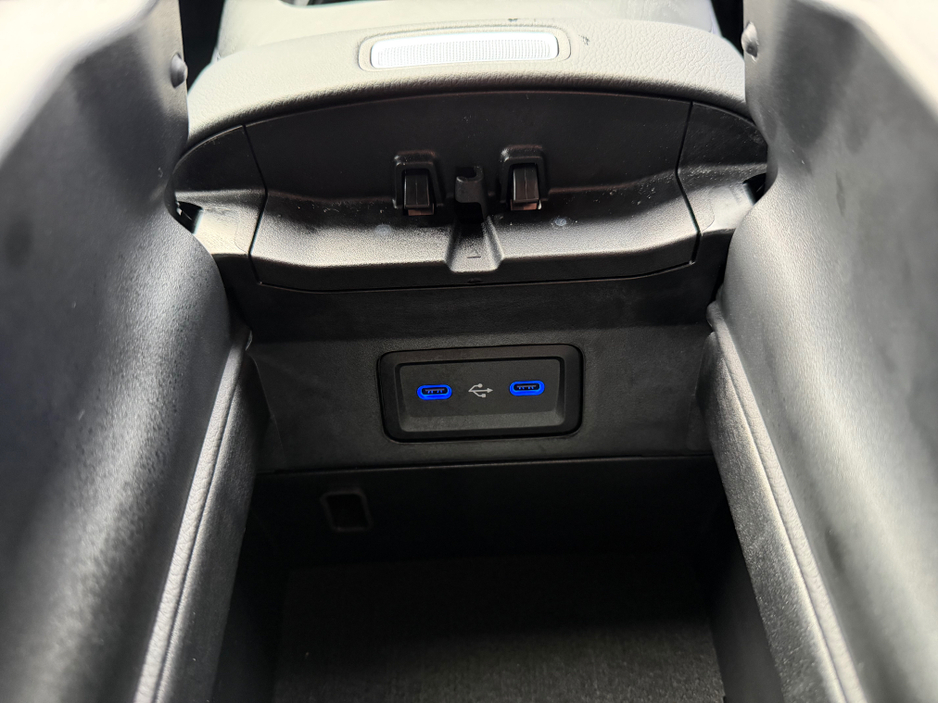 2024 Mercedes-Benz E Class STUNNING LOOKING URBAN EDITION HYBRID PHEV//STUNNING IN ALPINE GREY//VERY LOW MILEAGE//SIMI AND AA DEALER €68,950