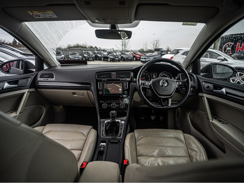 2017 Volkswagen Golf 2017 VW Golf 1.2tsi HIGHLINE/High spec/1yr warrant €16,888